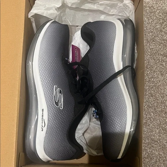 NWT NIB Skechers Air Element 2.0 size 8.5 Black and Whites - Picture 5 of 6